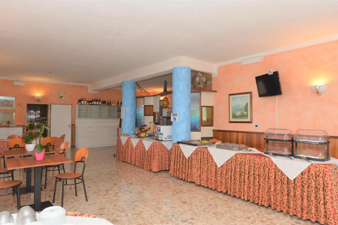 Albergo Panoramica バルドリーノ エクステリア 写真