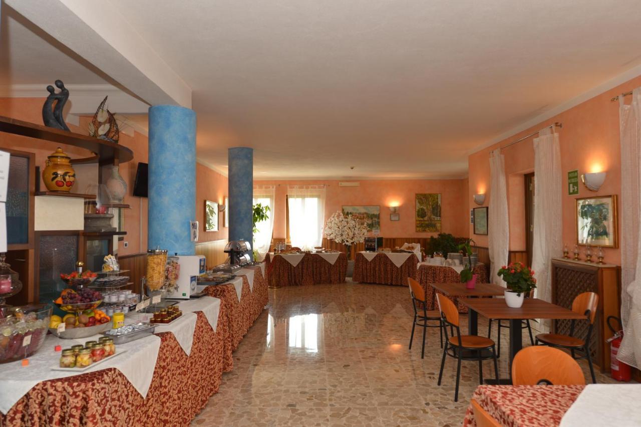 Albergo Panoramica バルドリーノ エクステリア 写真