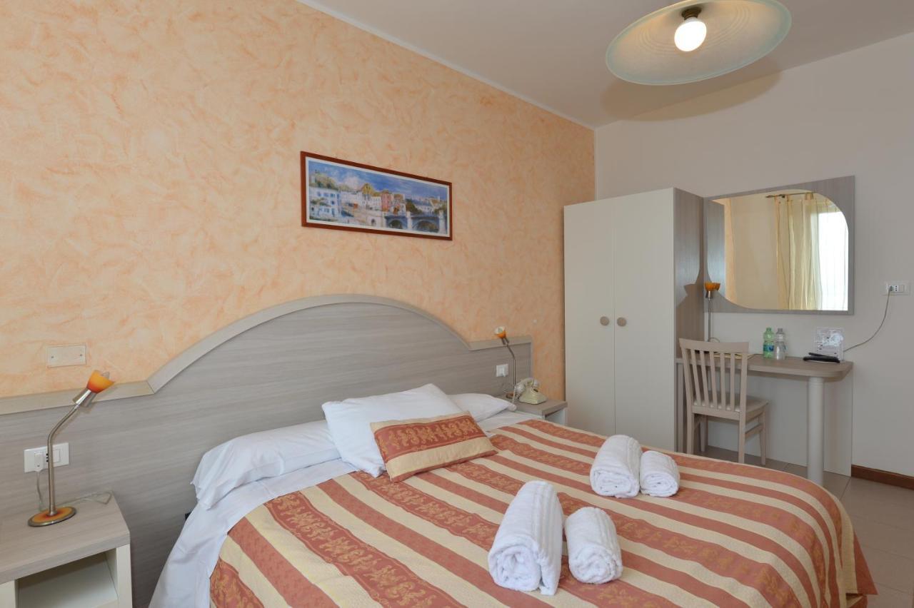 Albergo Panoramica バルドリーノ エクステリア 写真
