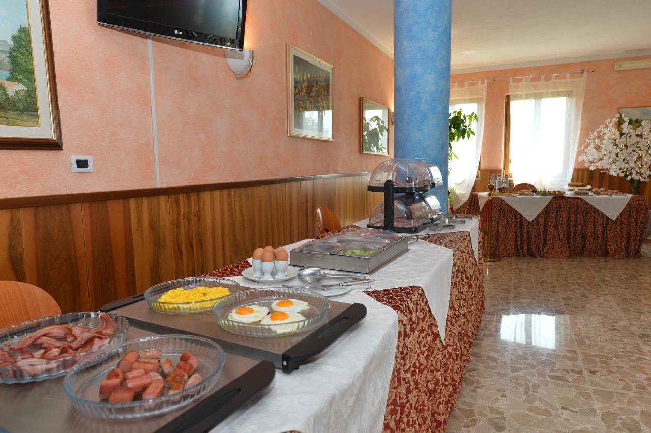 Albergo Panoramica バルドリーノ エクステリア 写真